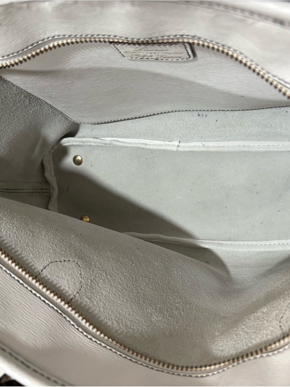 Ralph Lauren Tote with Gold Hardware - Picture 5 of 6